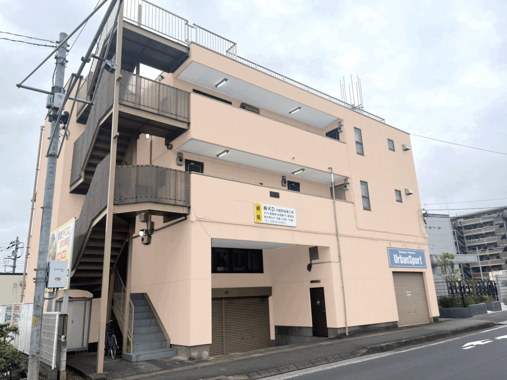 外壁：12-80F
天井：N-90