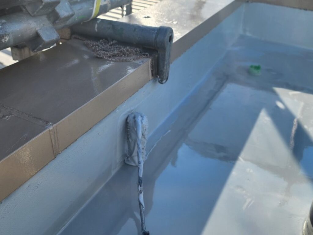 立上り／フェンス基礎
ウレタン防水密着工法×層目
