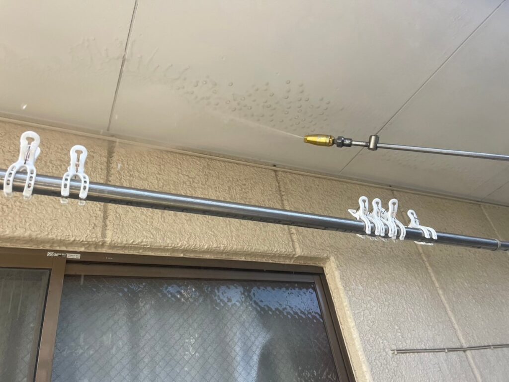 外壁や付帯部の高圧洗浄