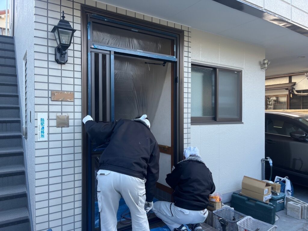 ドア枠設置