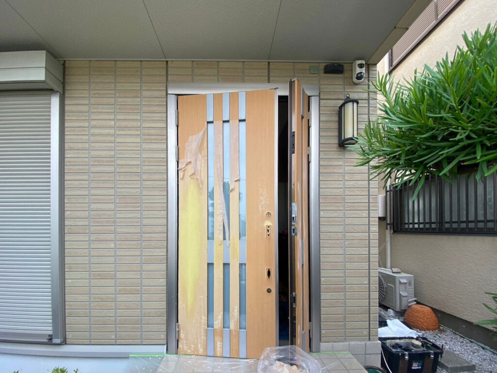めくれを剥がしていきます。