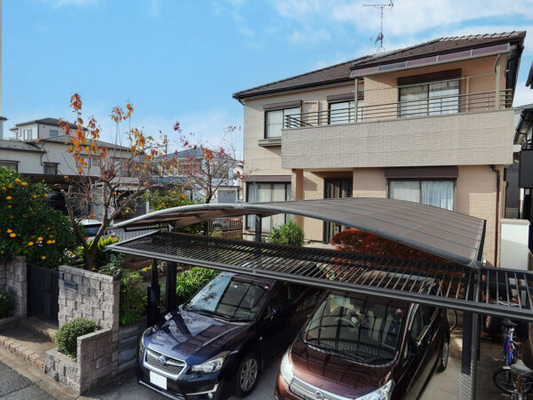 さいたま市 Y様邸｜単色からツートンへ。外壁補修も施し、美観と安心を