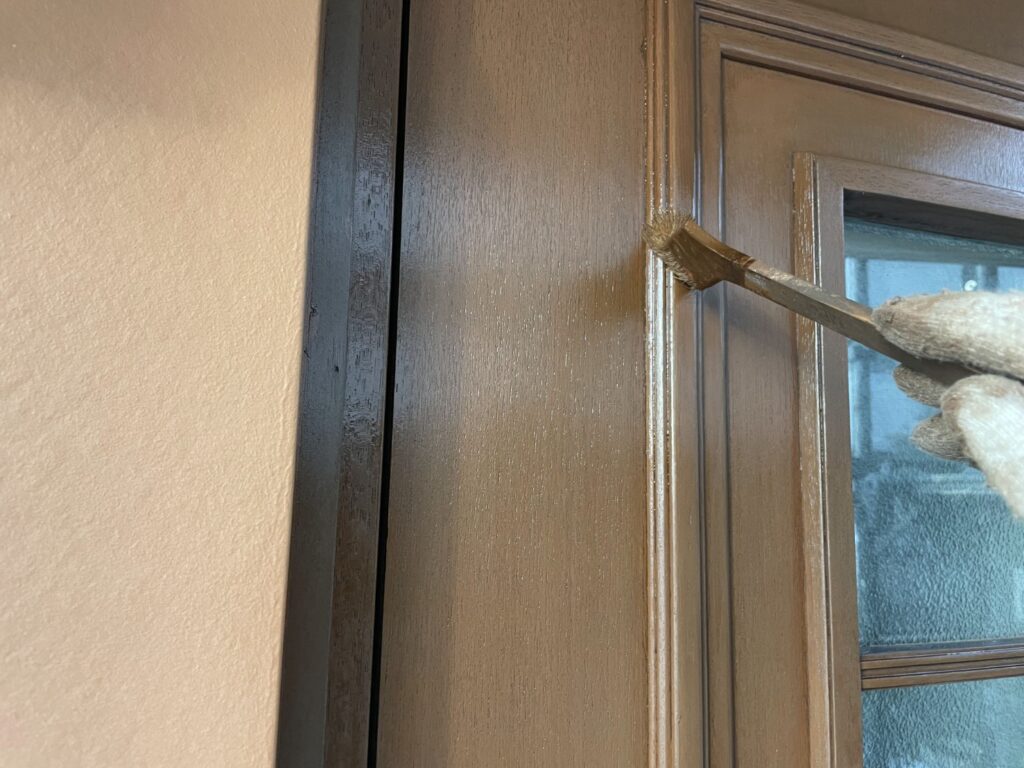 玄関ドア塗装
シッケンズセトールHLSe（ウォルナット）
