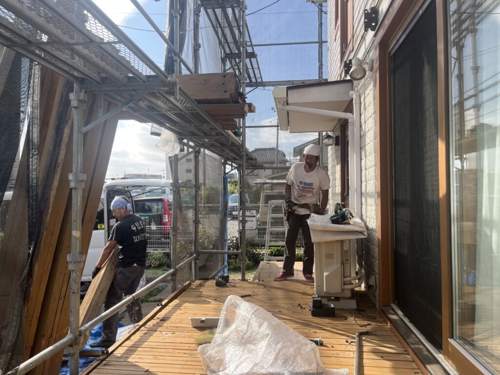 バルコニー骨組み解体