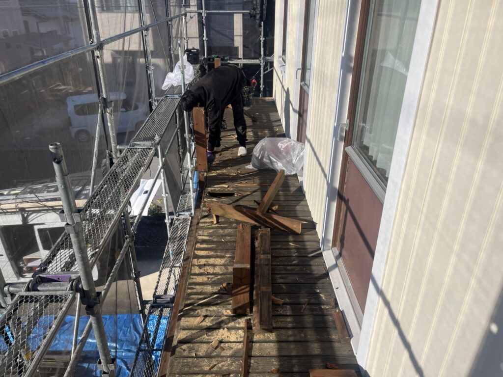 バルコニー解体