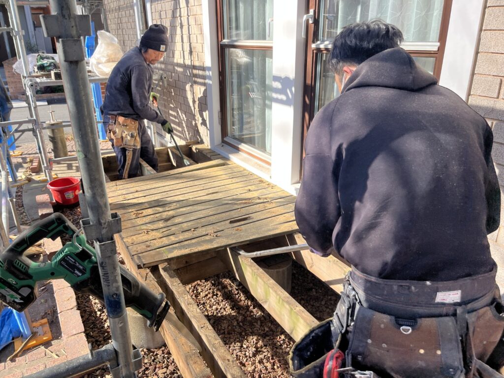 テラスデッキ解体